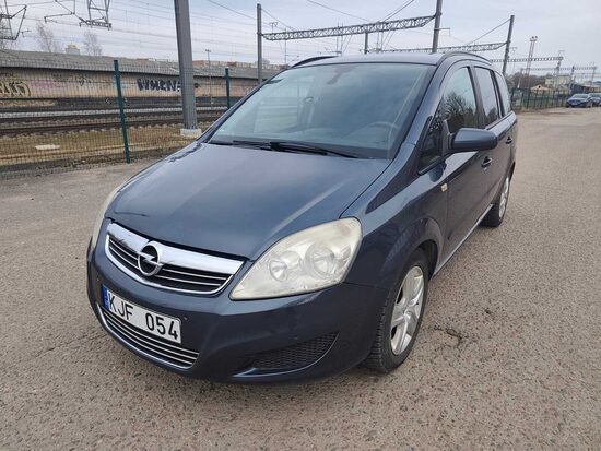 Opel Zafira (2009 m.)